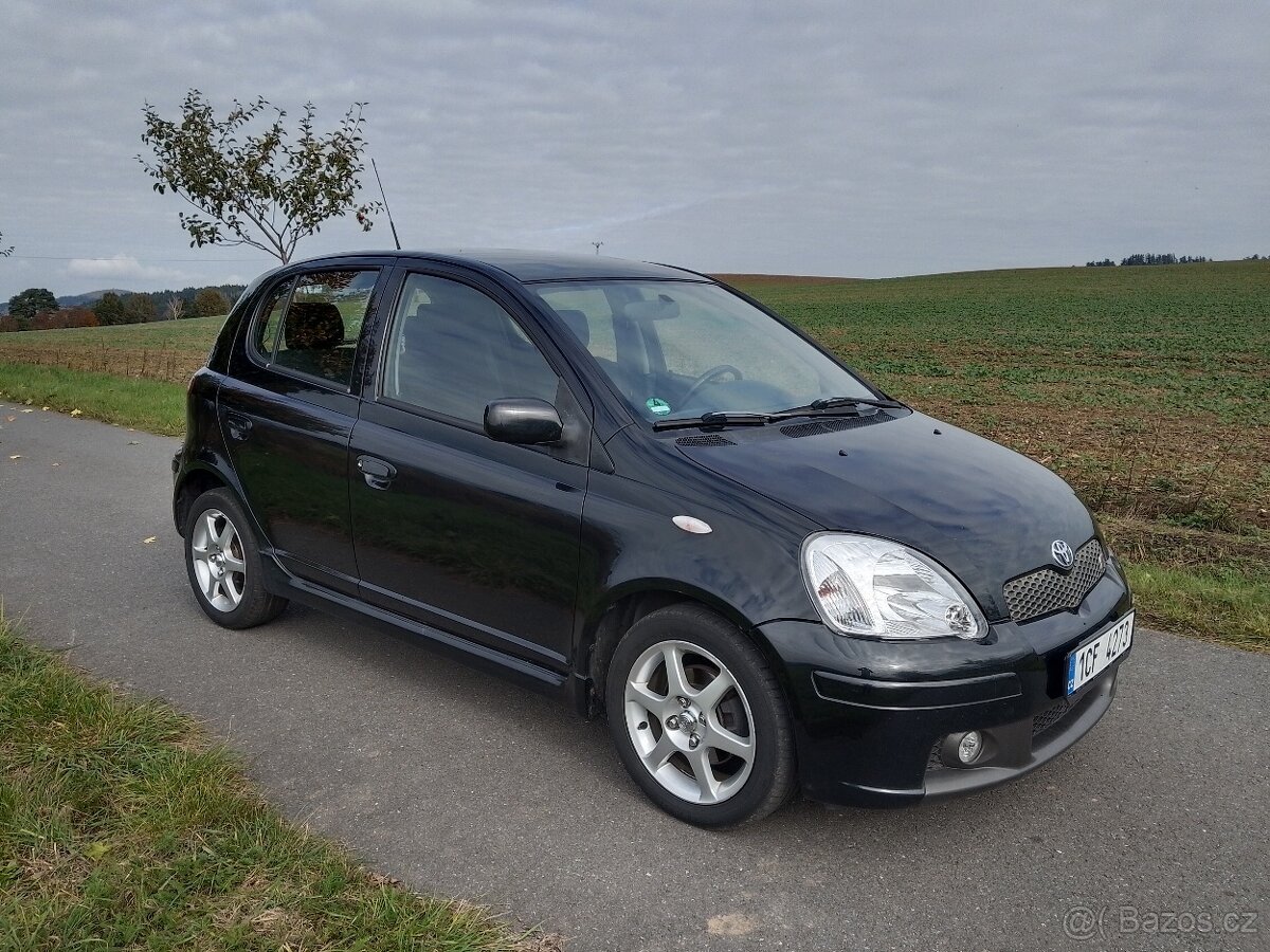 Toyota Yaris 1.5i T-Sport 5dv - 10