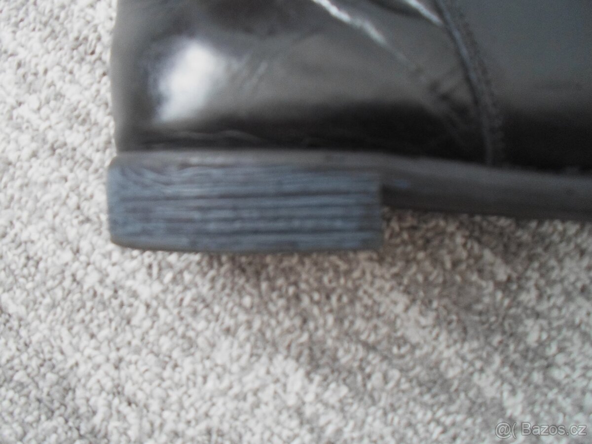 Černé kožené boty kozačky Carini - 39 - 10