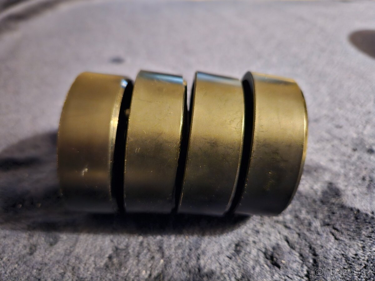 Hi-Fi nožičky pod komponenty - 10