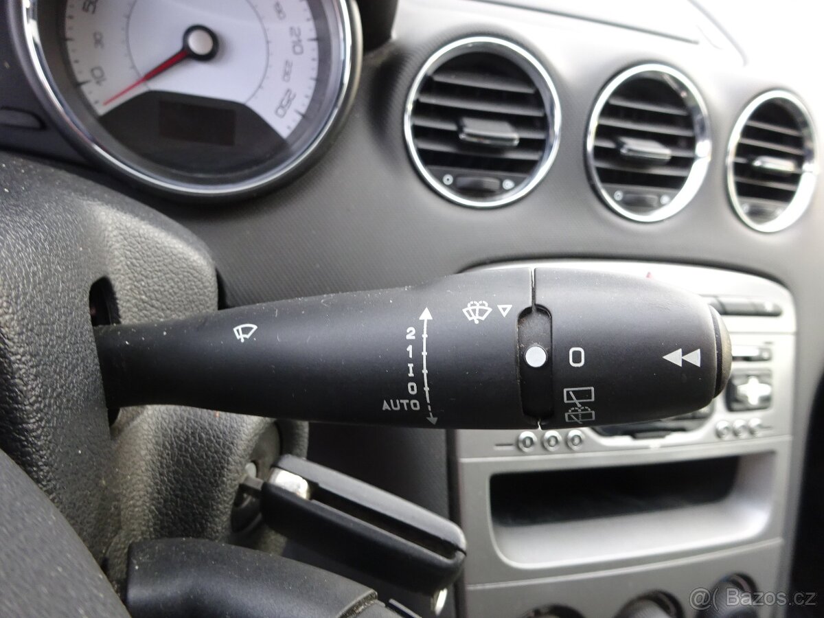 Peugeot 308 1.6i r.v.2010 serviska STK:9/2027 - 10