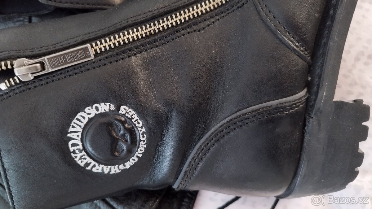 Harley Davidson - 10