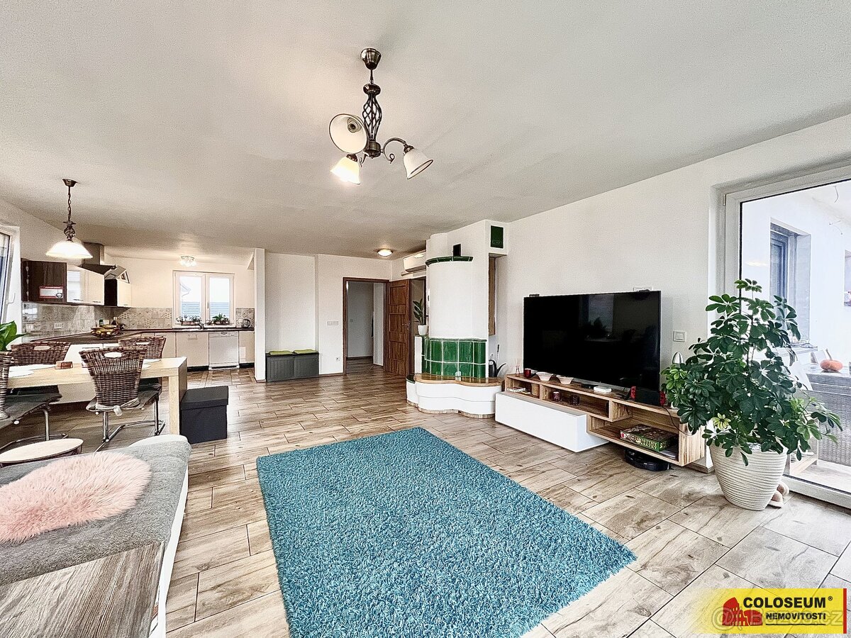 Hrušovany nad Jevišovkou, RD 4+kk, 188 m², garáž – rodinný d - 10