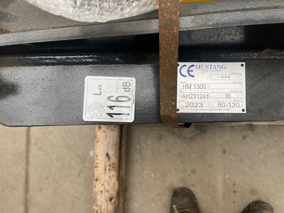Hydraulické kladivo MUSTANG HM 1300 - 10