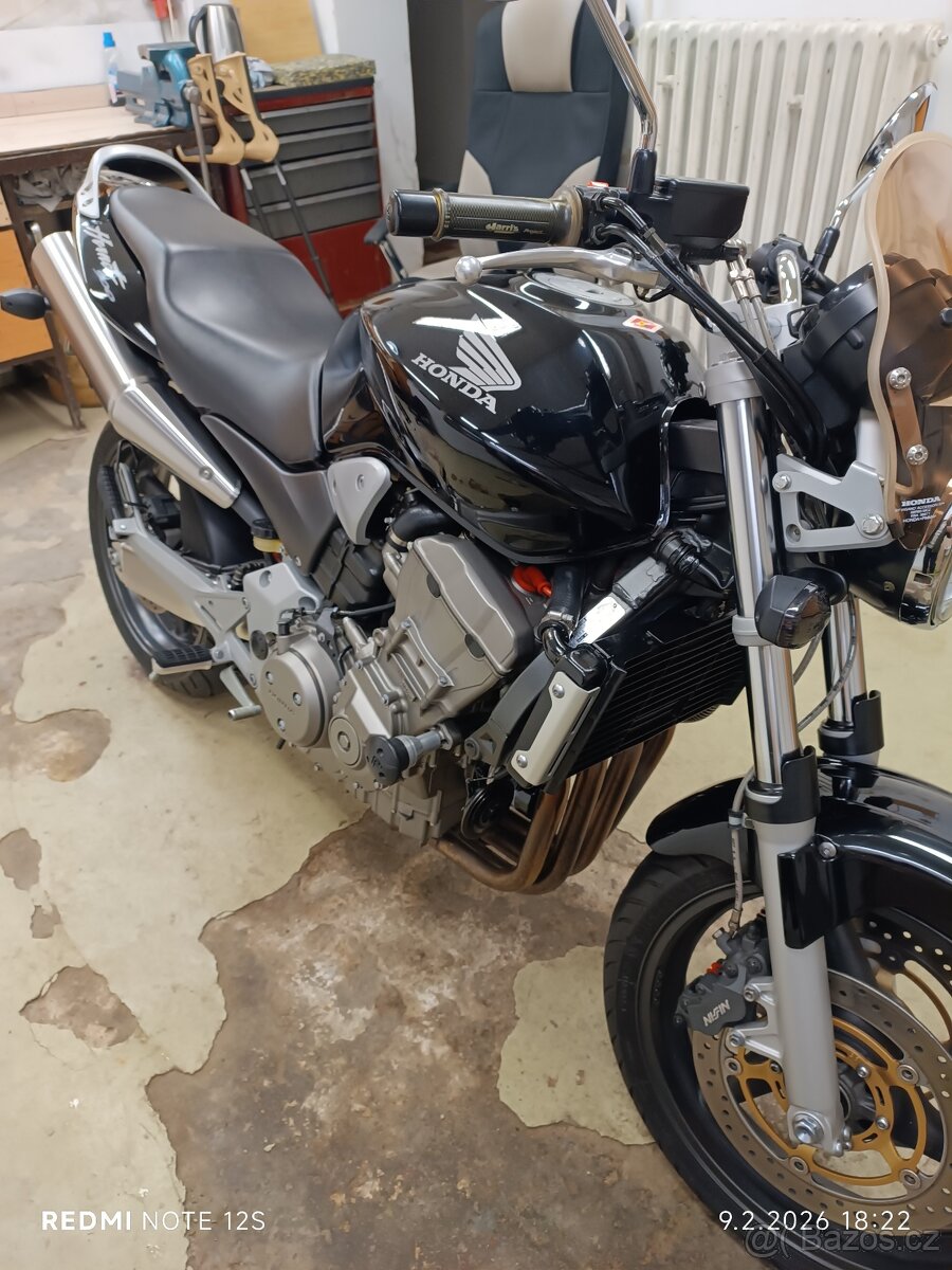 Honda CB900f Hornet - 10