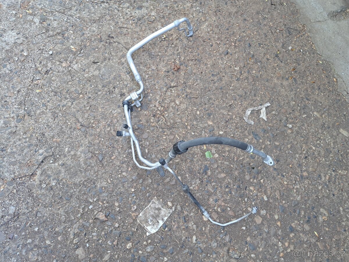 Škoda octavia 2.0tdi 110kw Automat - 10