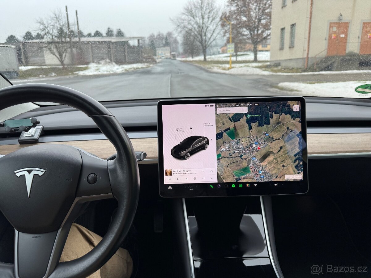 Tesla model 3 long range 4x4 záruka - 10
