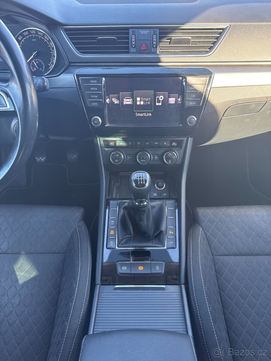 Škoda Superb 2.0 TDI KOMBI 140 kW ELEGANCE CZ 2. MAJITEL - 10