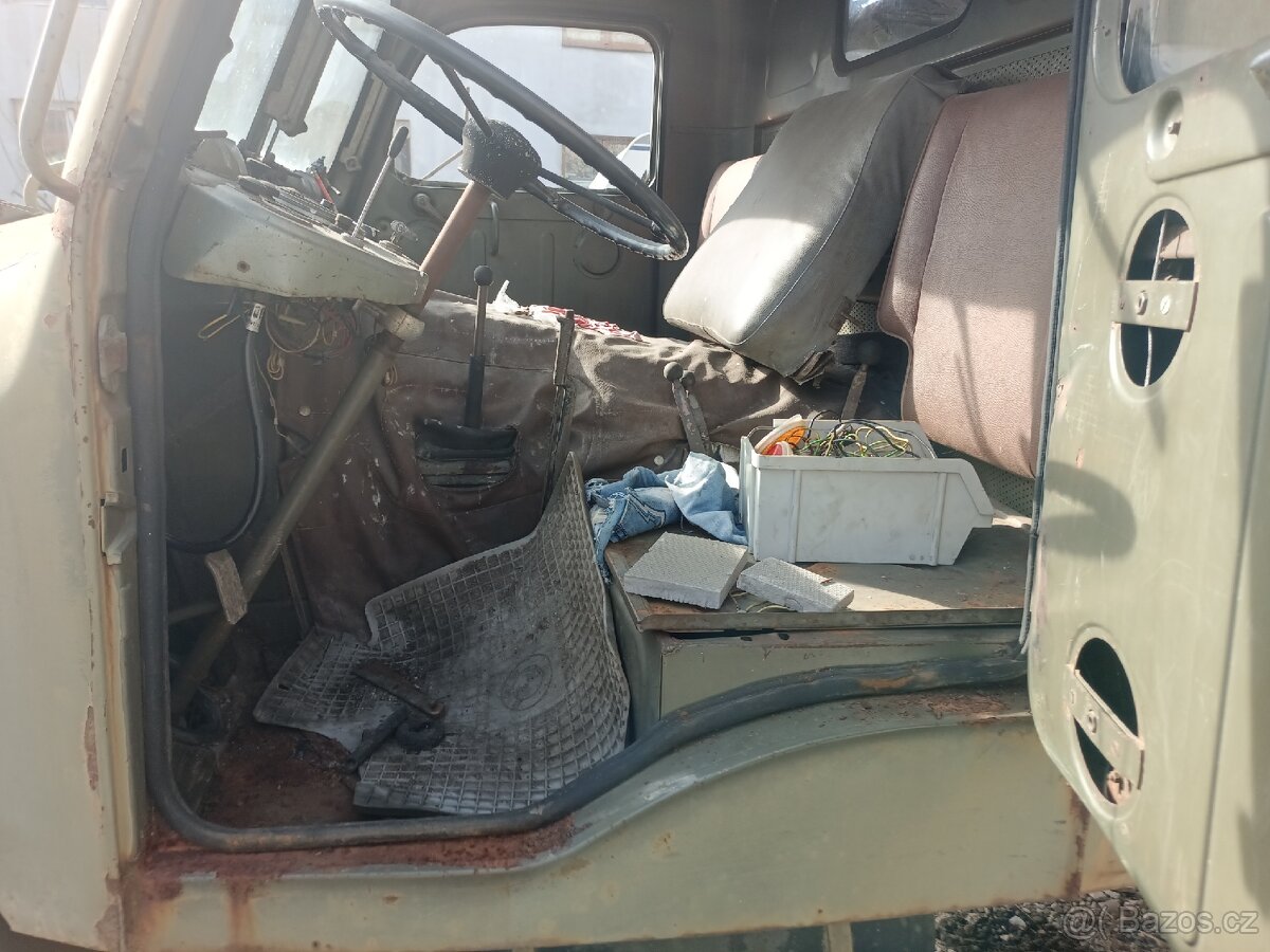 PRAGA V3S S1 dumper, rychlosklápěč 2ks - 10