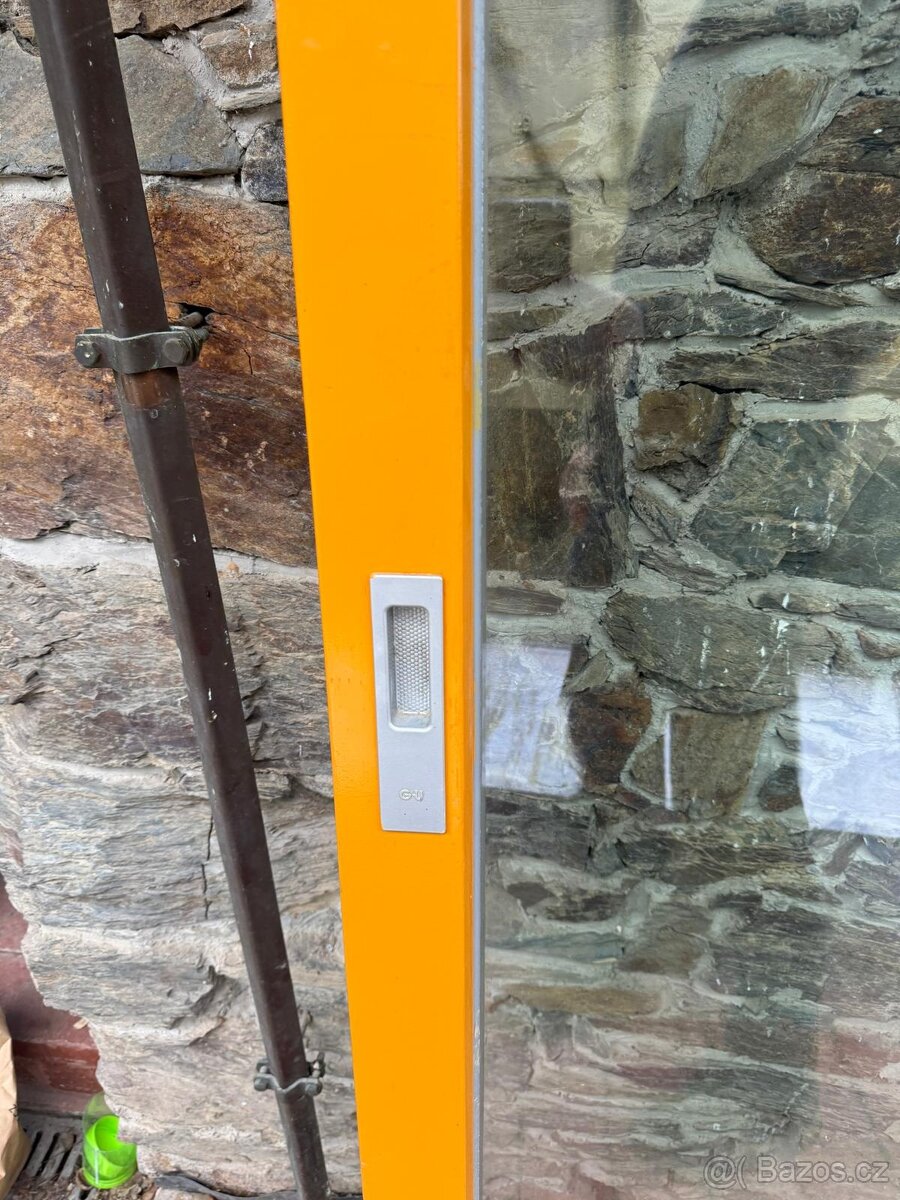 Moderní kuchyň s ostrůvkem - 10