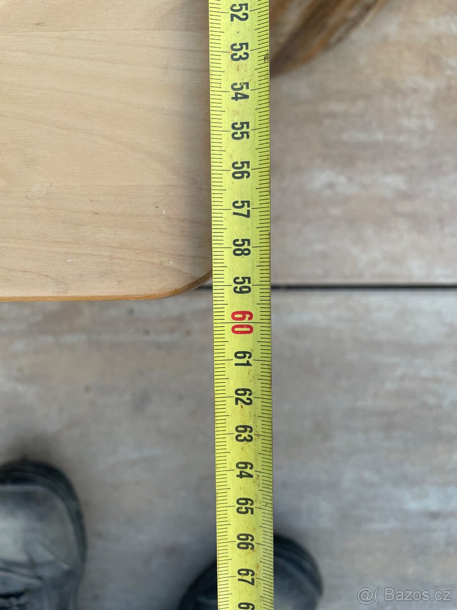 Jídelní stůl na stěnu - 10