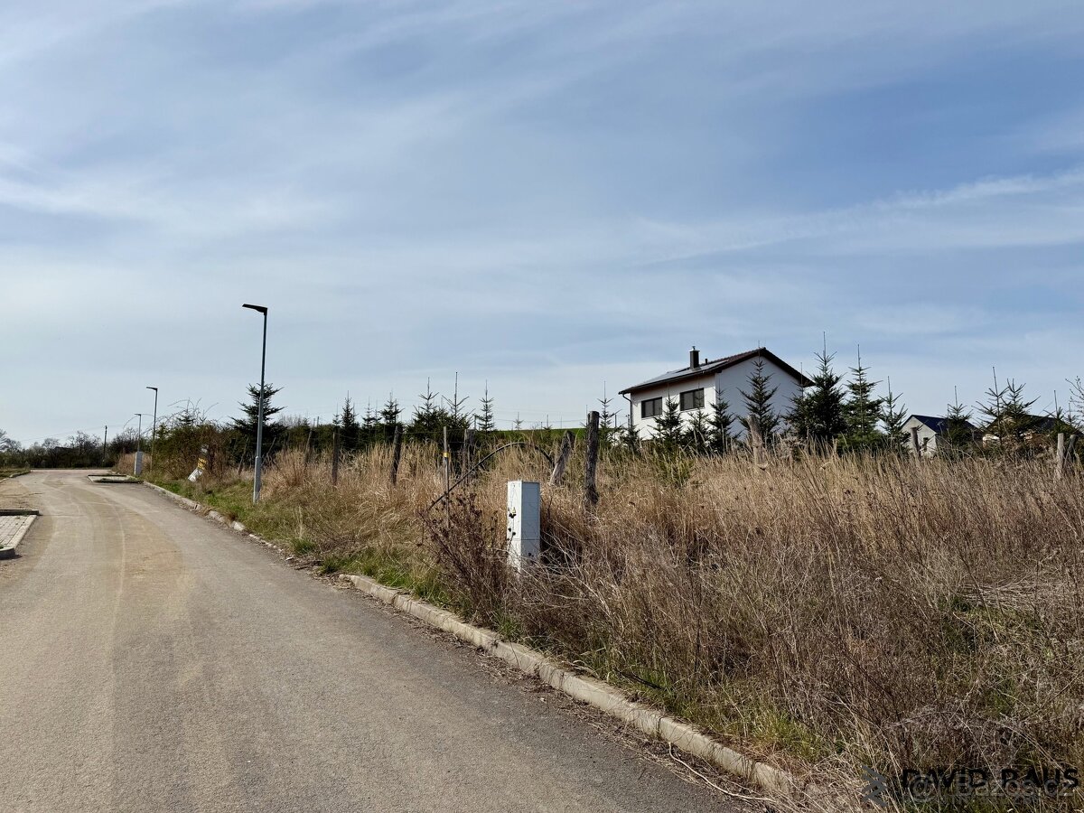 Prodej stavebního pozemku ( 731 m²), ul. Květná, Střelice - 10