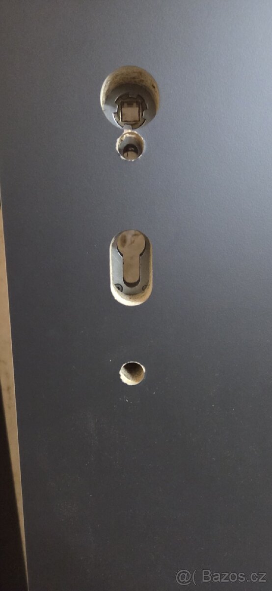 Bezpečnostní a protipožární dveře - 10