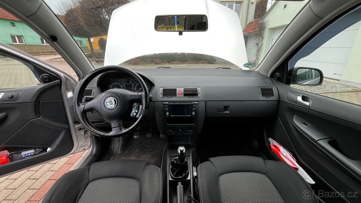 Škoda Fabia 2.0 MPI - 10