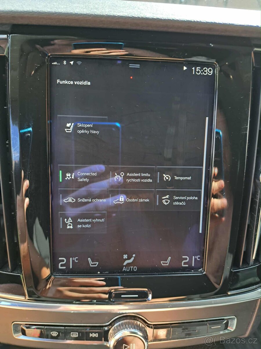 Volvo V90 D4 AWD - 10