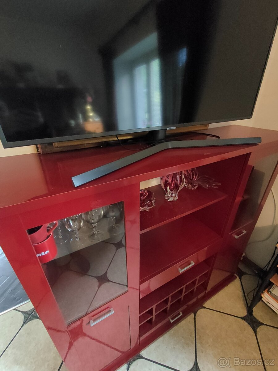 Barová skříň vitrína - 10