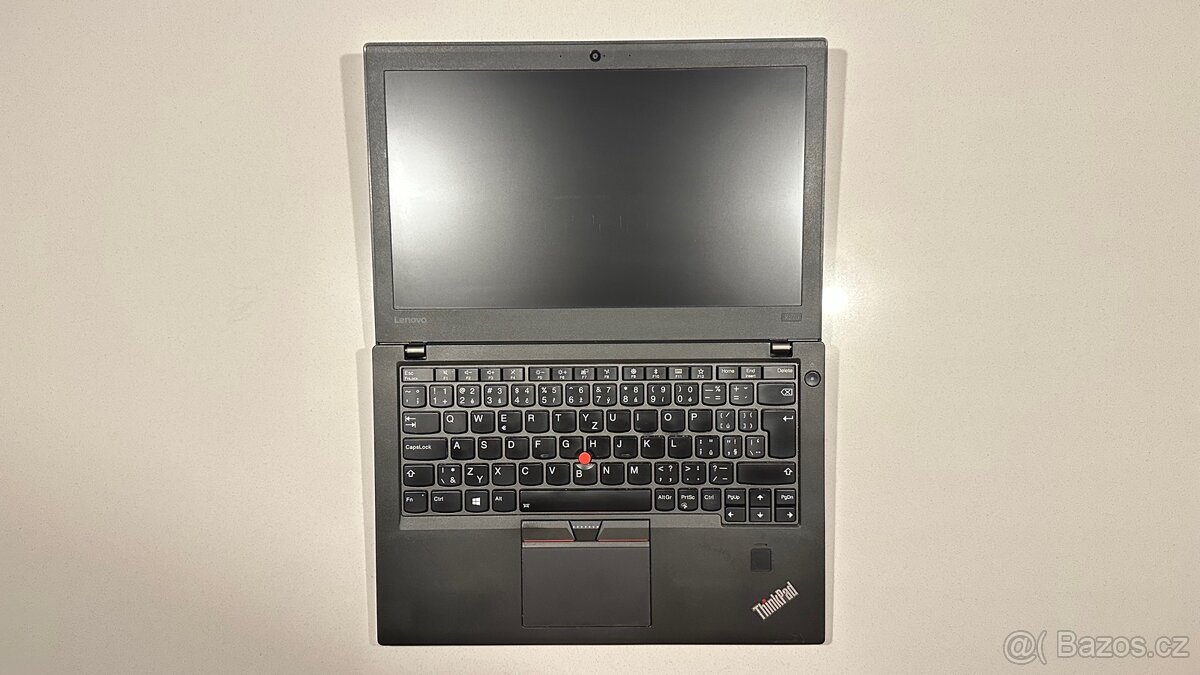 Lenovo ThinkPad x270 + dokovací stanice - 10