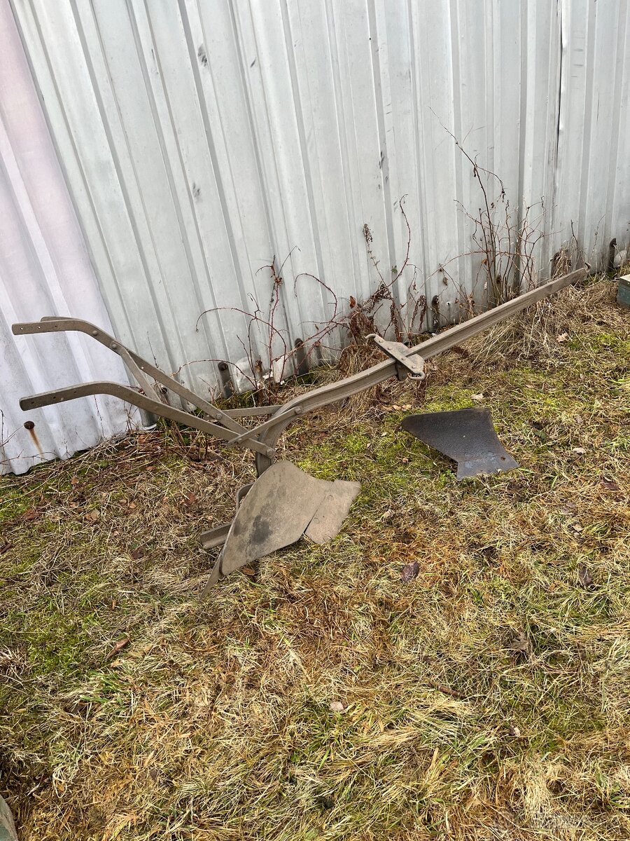 Staré zemědělské stroje - 10