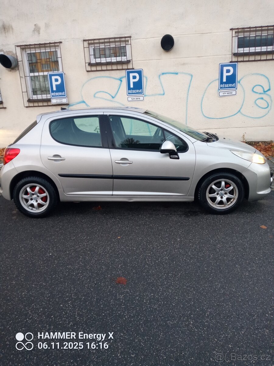 Peugeot 207 1,4 65 kW, STK platná, rv 2008 - 10