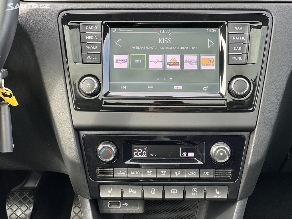 🚗 Škoda Rapid Spaceback Clever 1.0TSi 70kw 2018 - 10