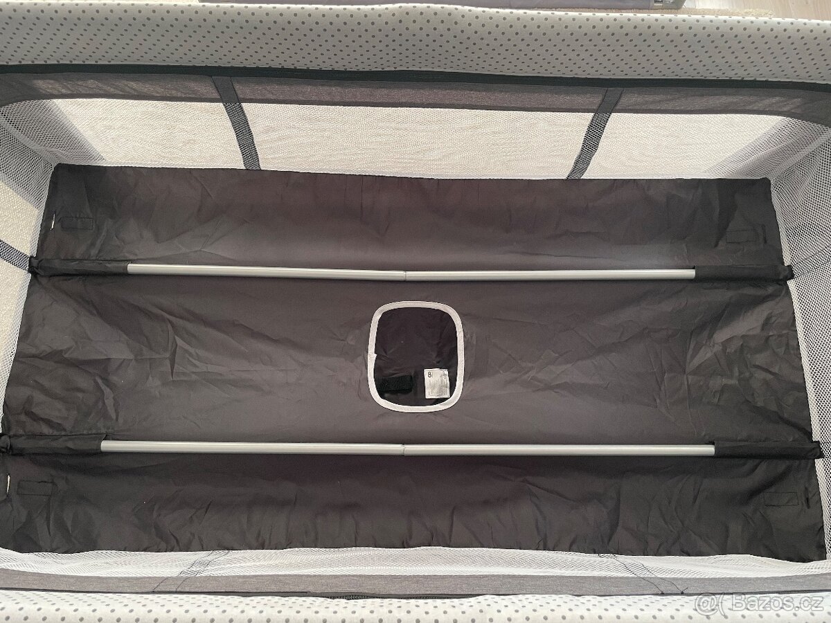 Cestovní postýlka - 10