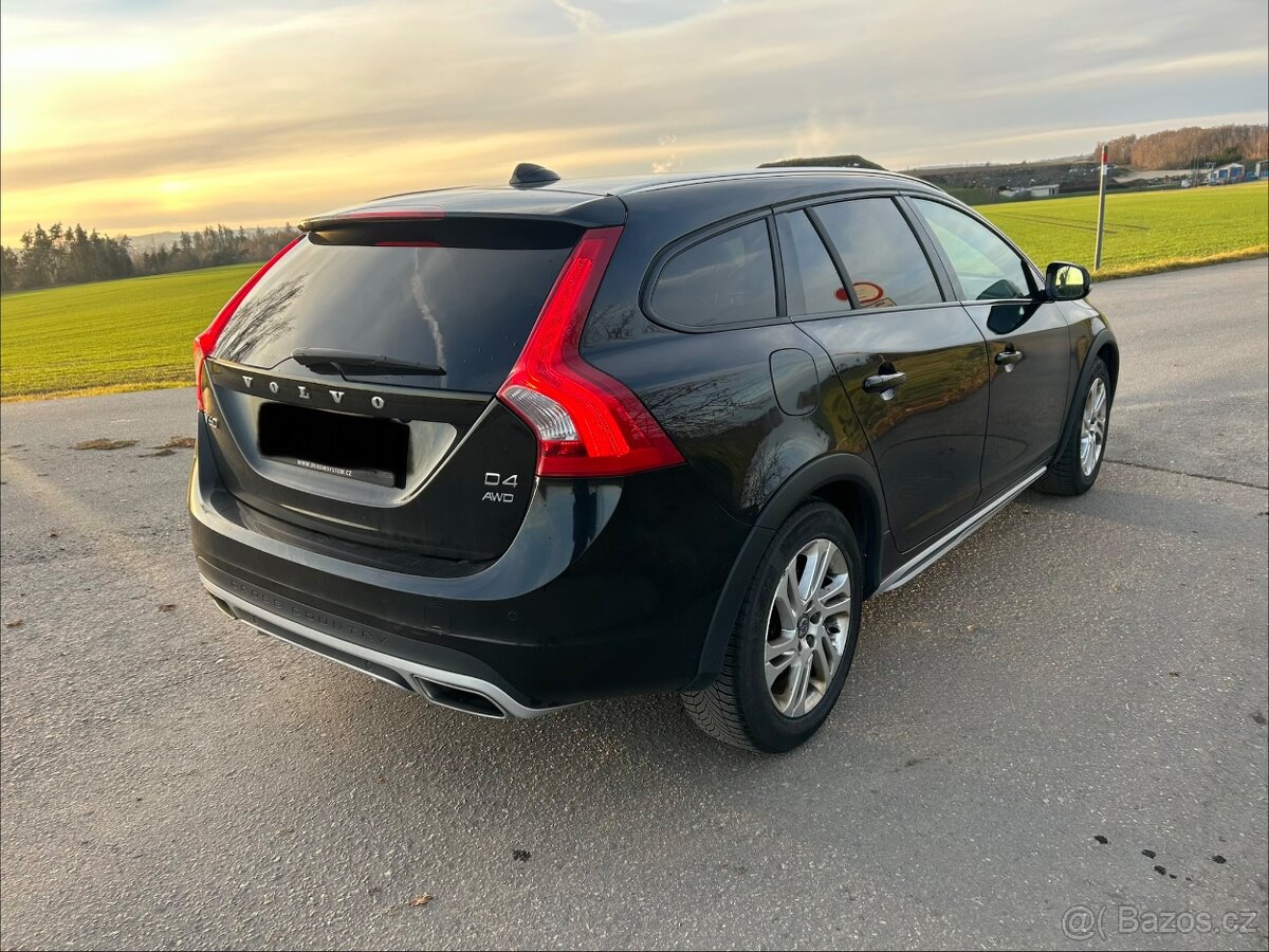 Volvo V60 Cross Country AWD - 10