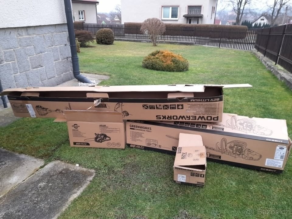 Profi nářadí Cramer Powerworks a Greenworks 82 V - 10