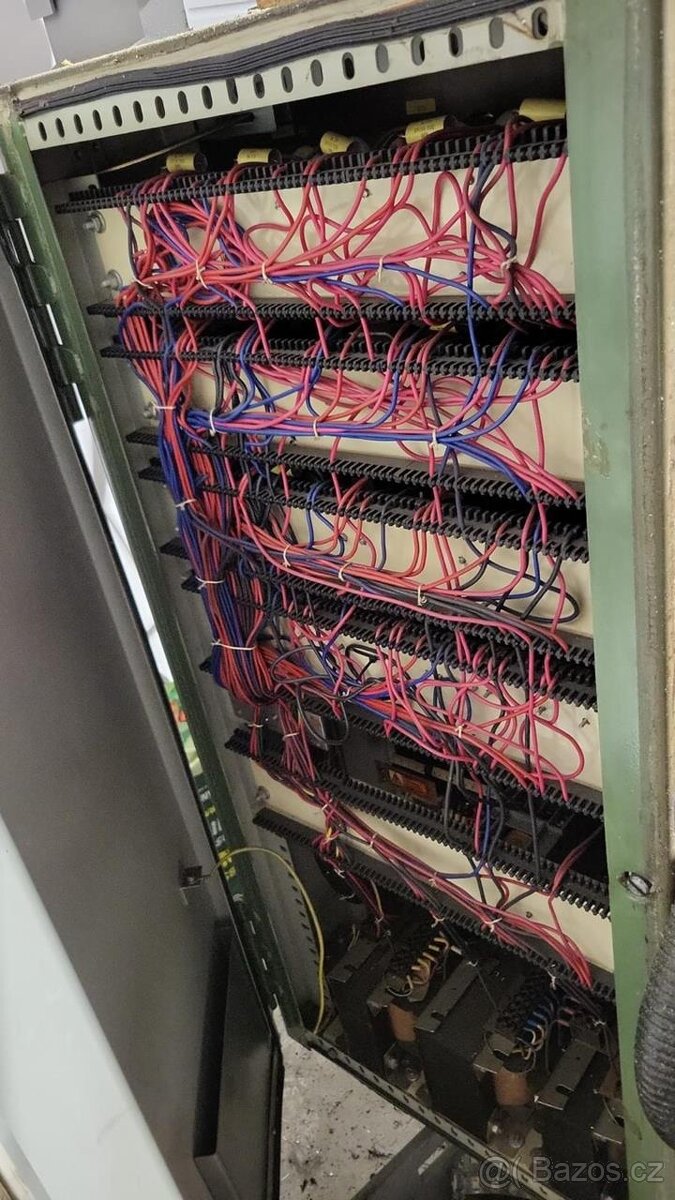 Nástrojářská frézka TOS FNGJ 20 - 10