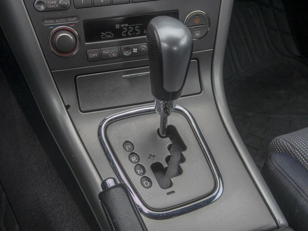 Subaru Legacy 2.0i 121KW – NOVÉ V ČR - 10