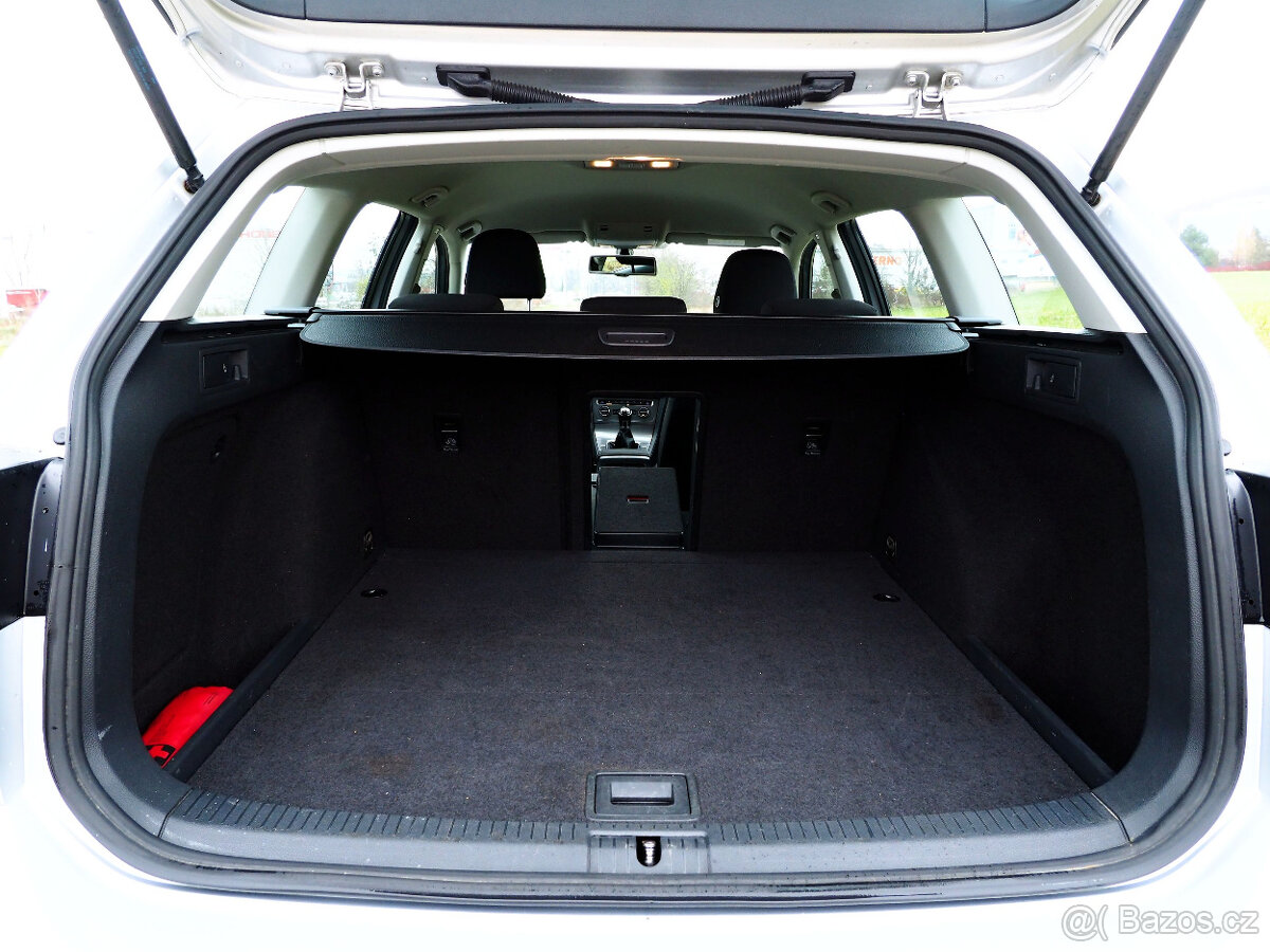 VW Golf 7 1,2 TSI ▪ Climatronic ▪ 2x PDC ▪ výhřev ▪ tempomat - 10