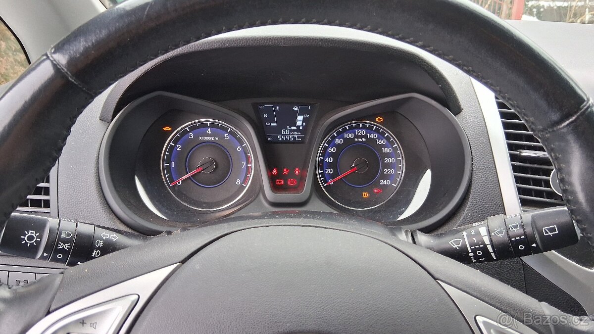 ix 20,benzin 1.4,2017,najeto 51 tis.km - 10