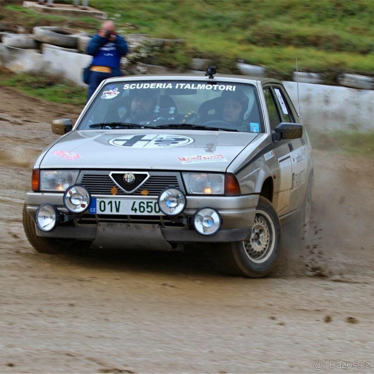 Alfa Romeo 75 1.6 Carb - 10