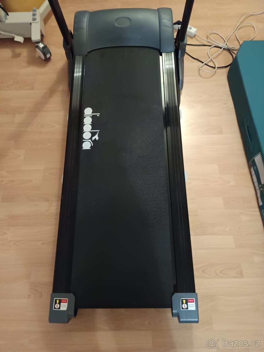 Běžecký pás Diadora Exess 4.8 - 10