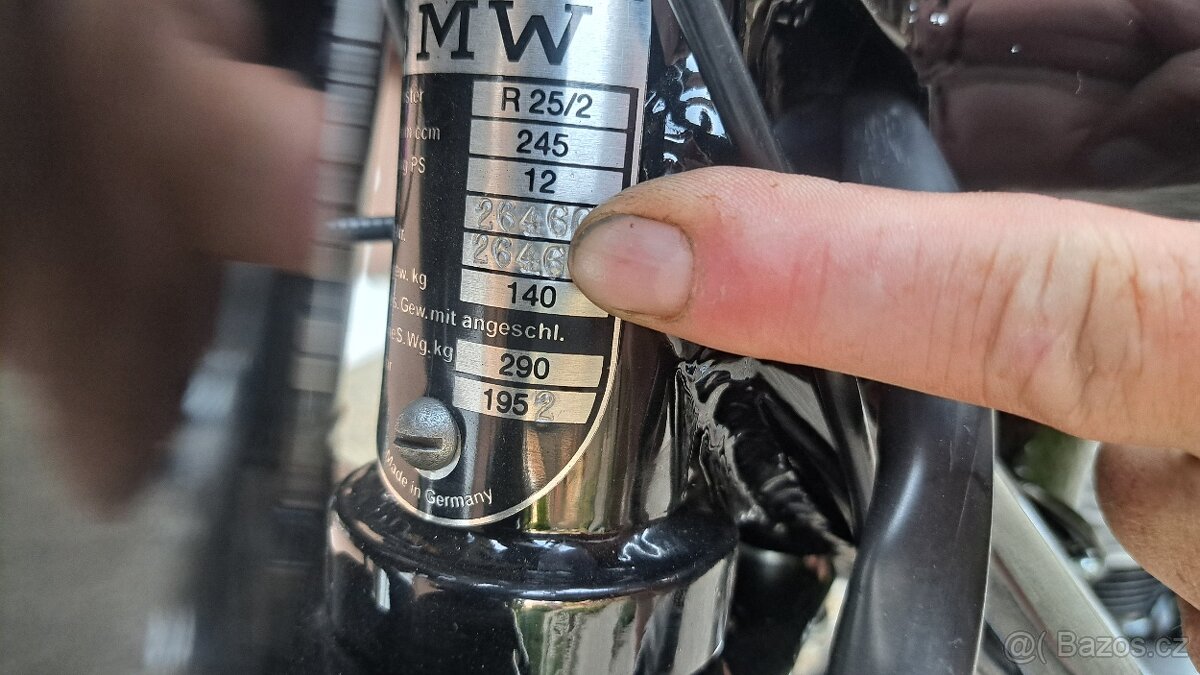 BMW R 25/2 - 10