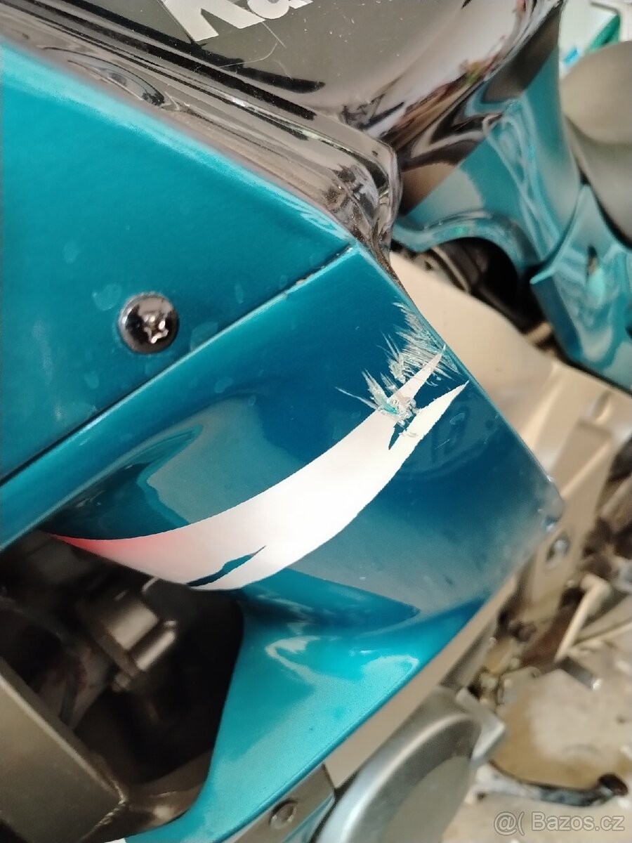 Kawasaki ZZR 600 - 10