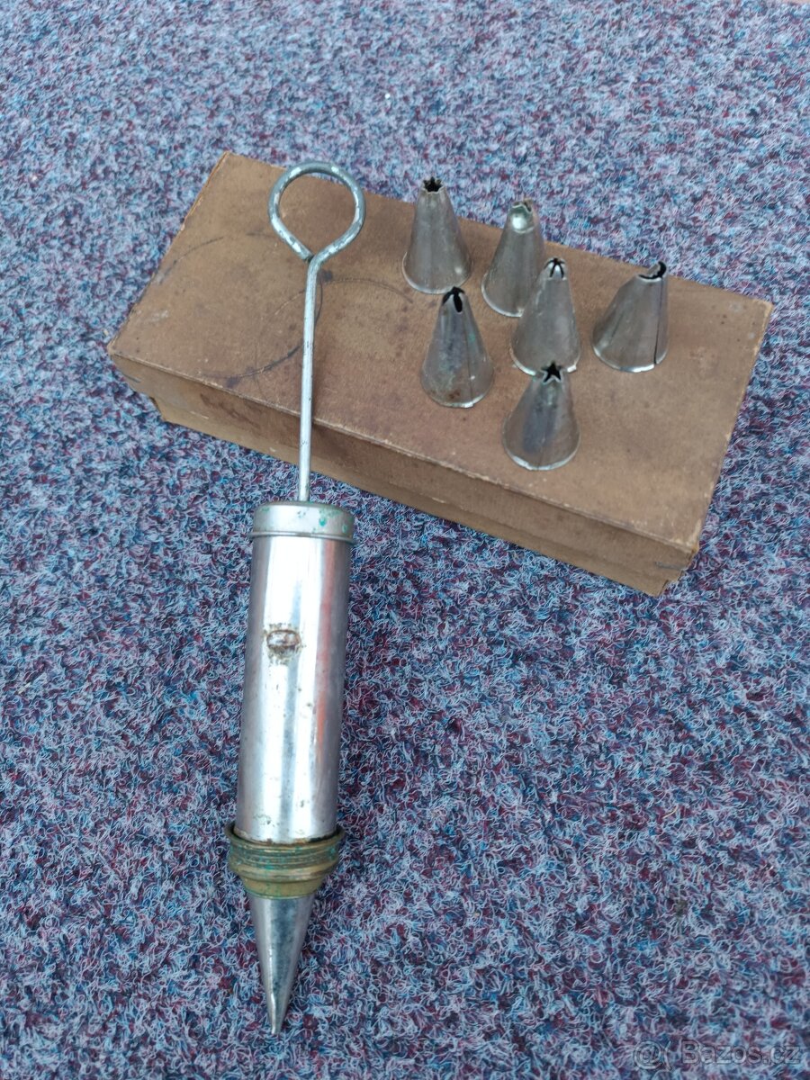 Retro zdobička na dorty a cukroví. - 10