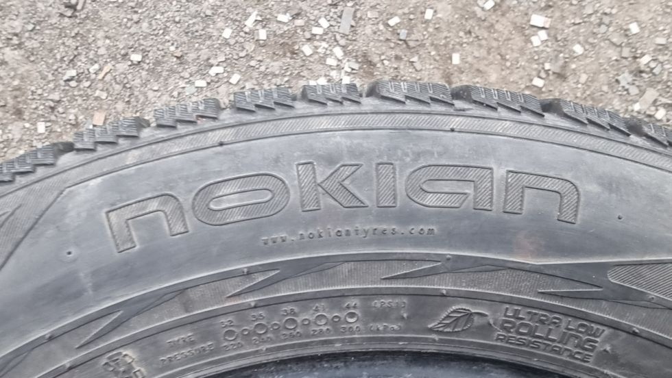 Zimní pneu 225/60/17 Nokian - 10