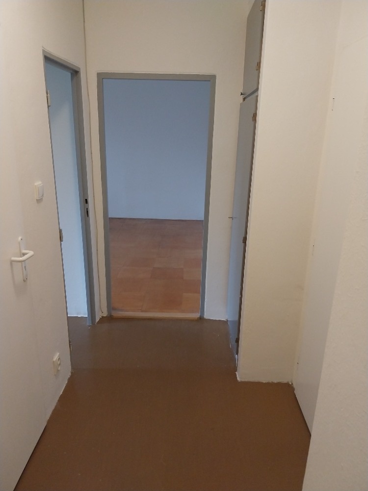 Slunný byt 1+1 v Třinci, ul. Lidická – výborná lokalita - 10