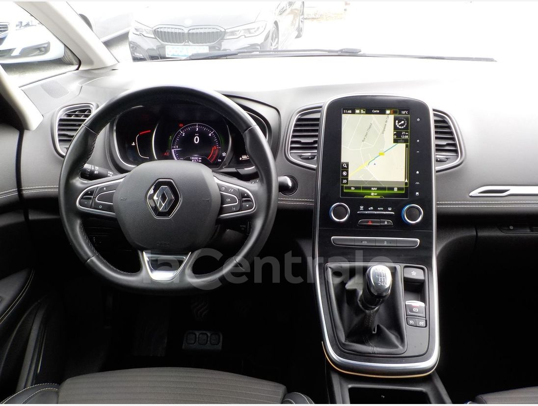 RENAULT Grand Scenic IV 1.7 dCi 120 BLUE INTENS 7 míst 2019 - 10