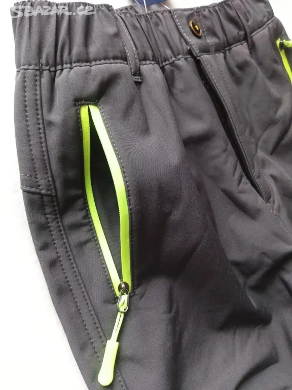 Nové softshellové kalhoty, vel.128/134 - 10