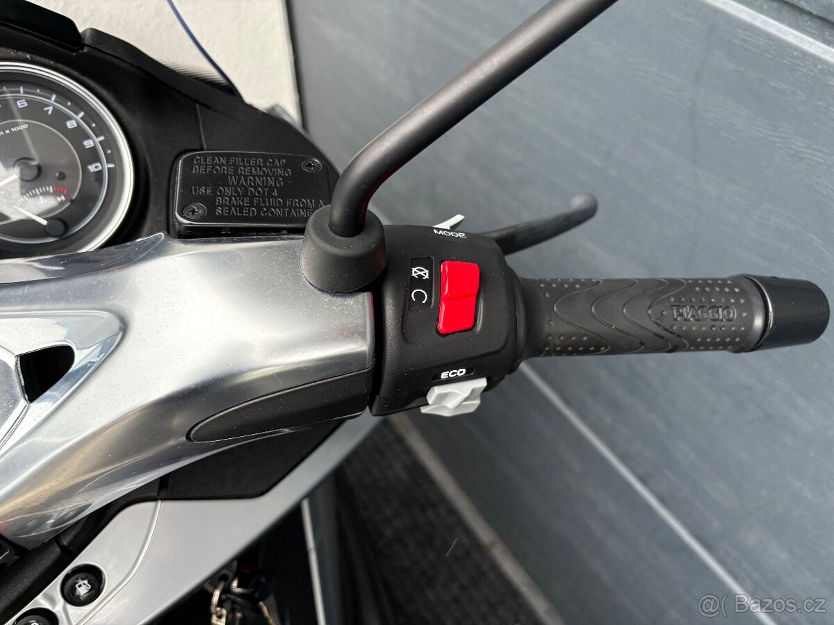 Piaggio X10 350 Executive ABS ASR - 10