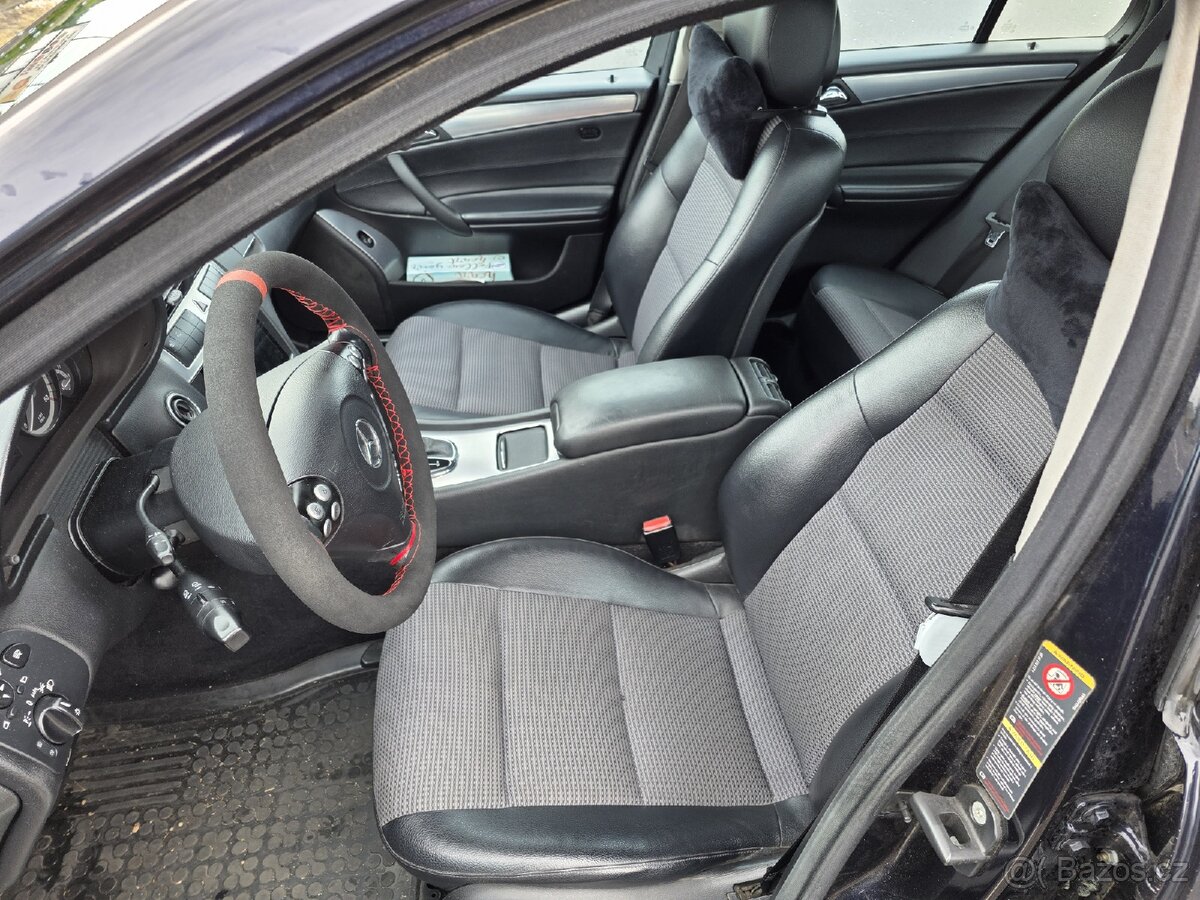 Mercedes-Benz C 220 CDI - 10