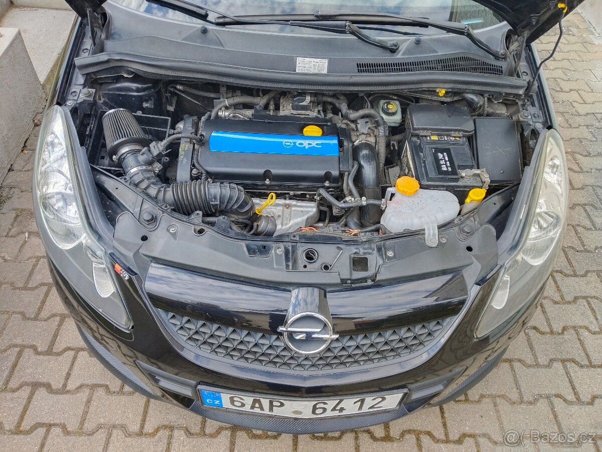 Opel Corsa OPC 2008 - 10