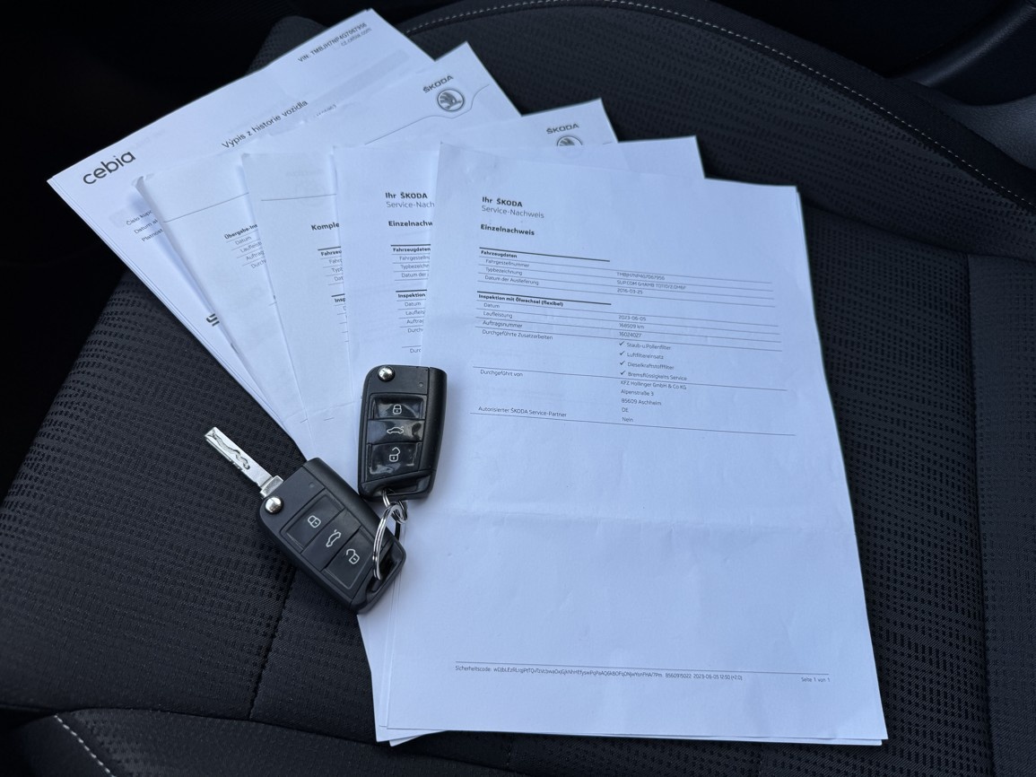 Škoda Superb 2.0TDi Ambition Xenony Navi Digi Klima - 10