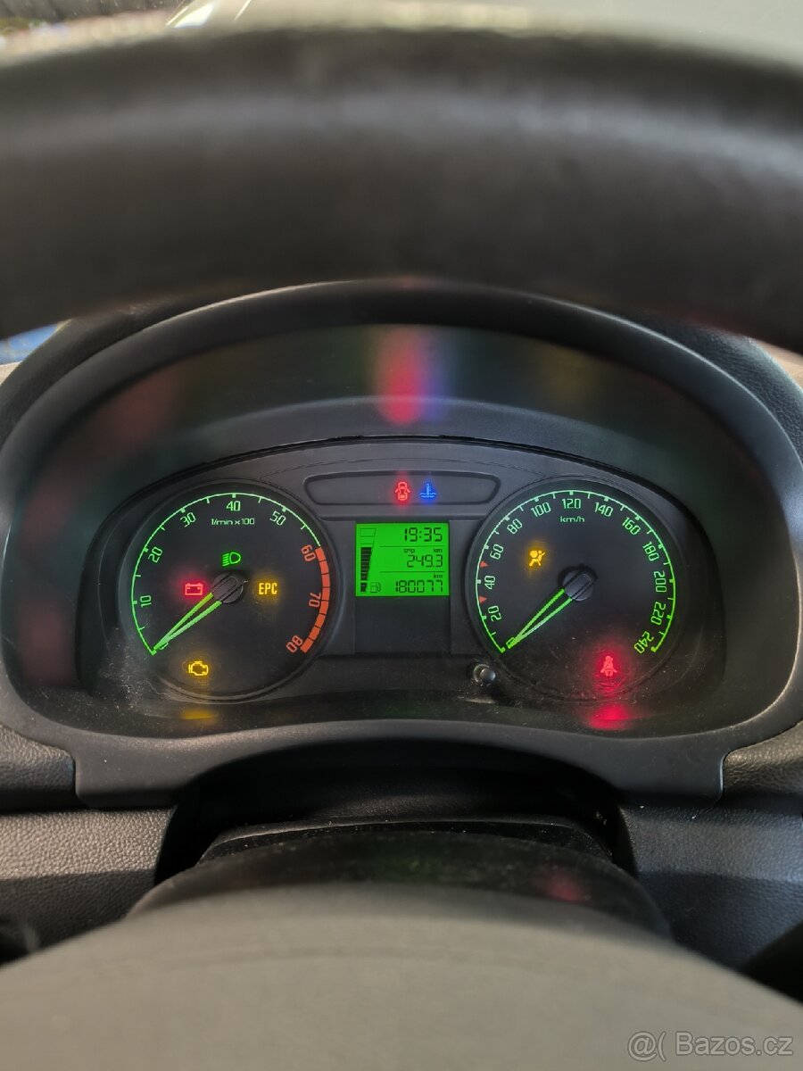 Náhradní díly ze Škoda fabia 2 , 1.4 63kw, 9156 , 2008 - 10