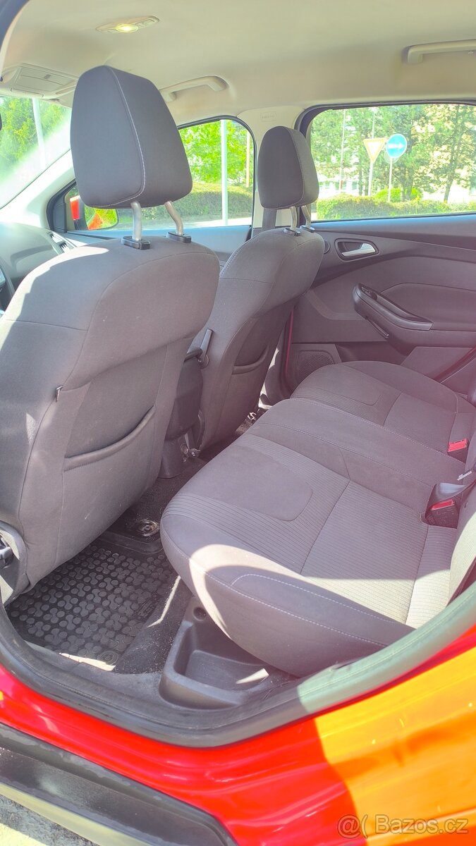 FORD FOCUS COMBI 2.0 TDCi - 10