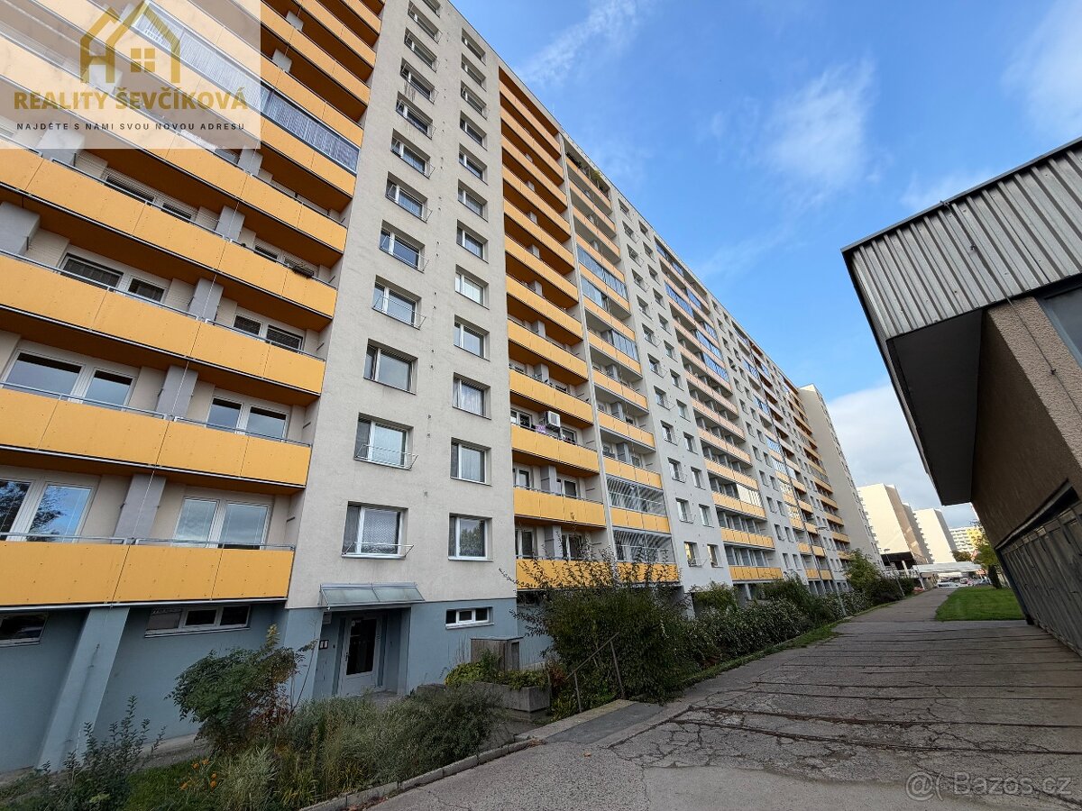 Pronájem bytu 1+1, 41 m2 – tř. Edvarda Beneše - 10