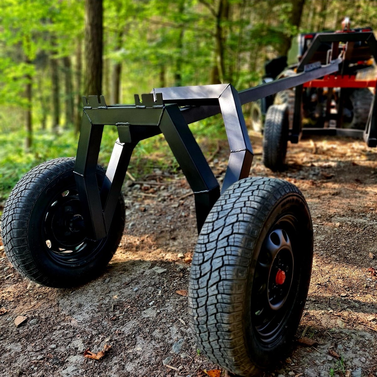 Vyvážečka dřeva kulatiny s navijakem - 10