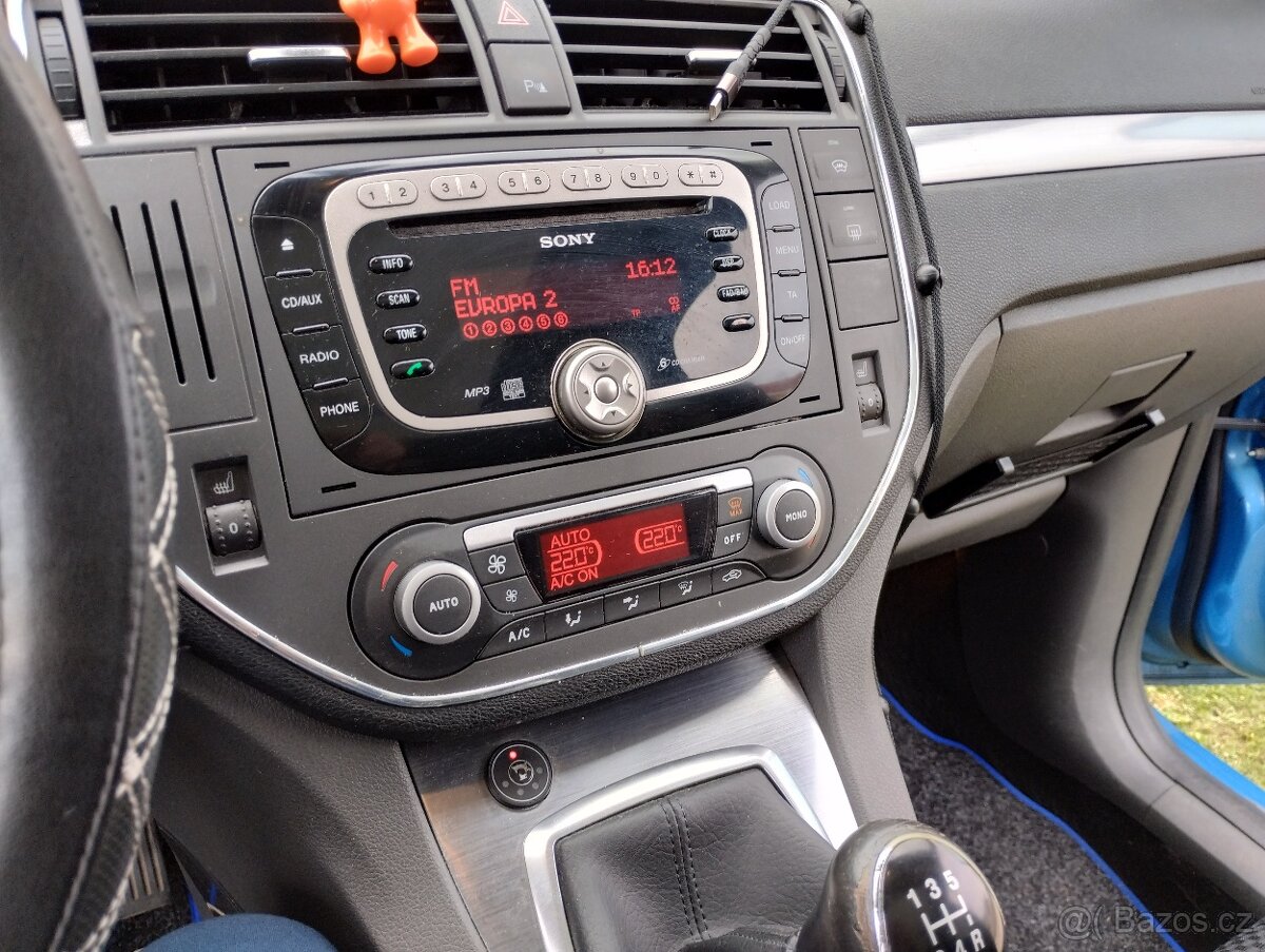 Ford C-Max 2.0 Duratec - 10