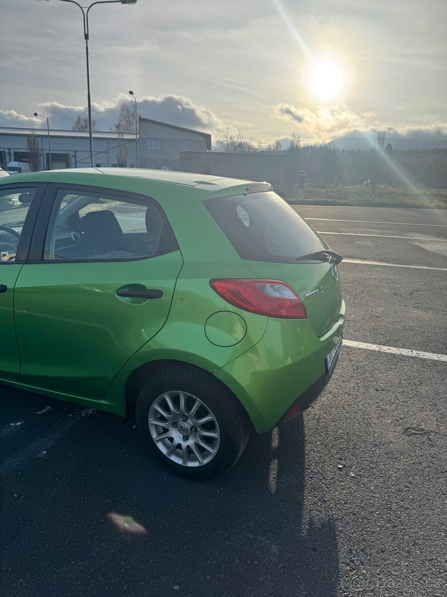 Mazda 2 1.4 2009 - 10