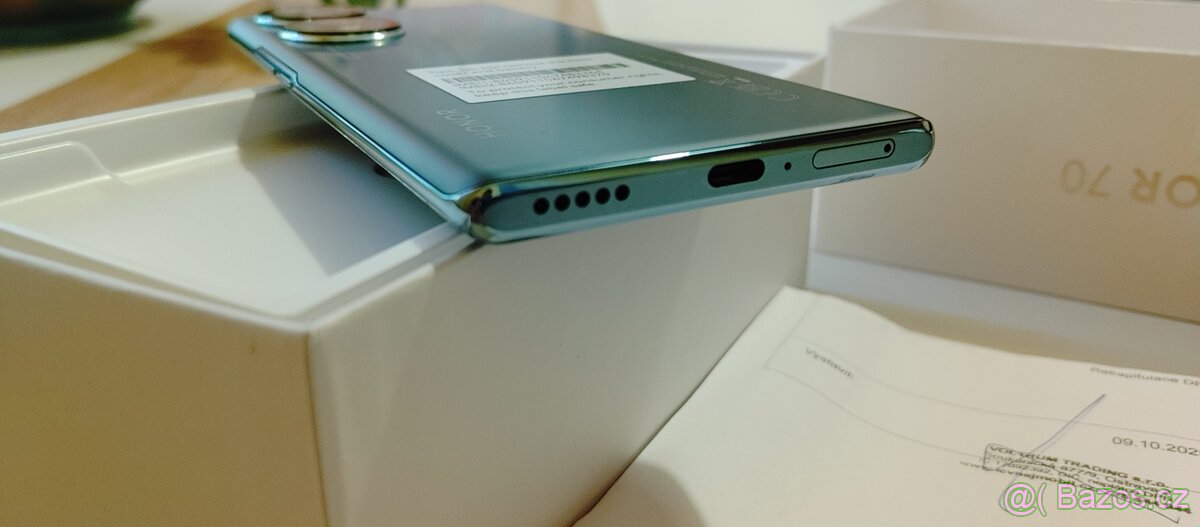 Honor 70 5G - 8/256 oled display 6.67 pal - 10